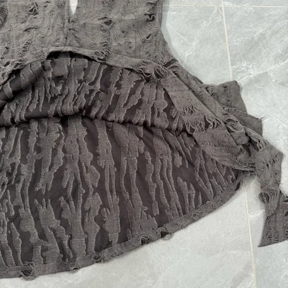 Women’s Edikted Shredded Backless Halter Mini Dress Deep V-Neck Grunge Small - Picture 7 of 16